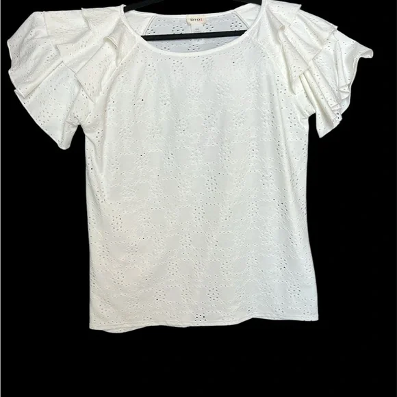 BiBi White Flutter Sleeve Ruffled Blouse size medium - Picture 1 of 2